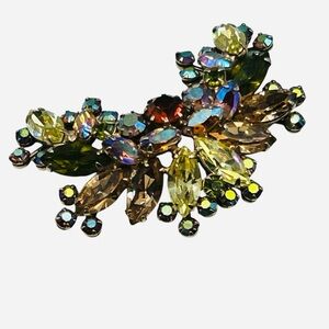 Vintage Weiss Layered Rhinestone Swag Brooch